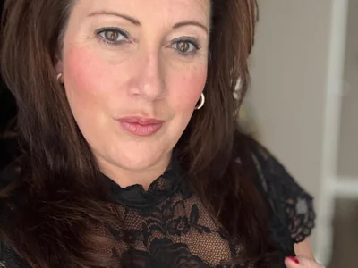 xsexycurvymilf - topless milfs