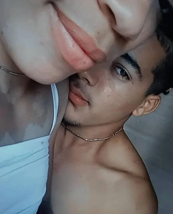 VelvetyVice's Offline XXX Chat