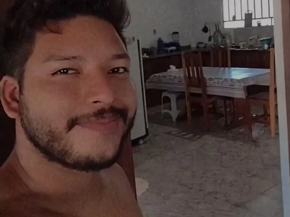 Offline XXX chat modela Jhonkkong