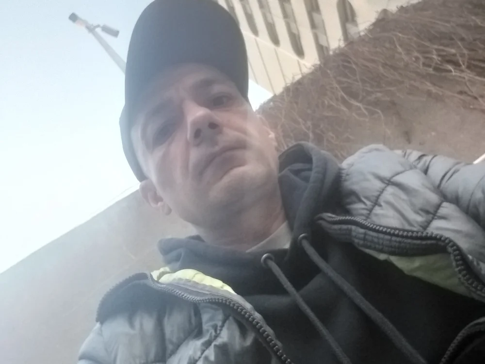 Chat +18 off-line de Gghj13jjj