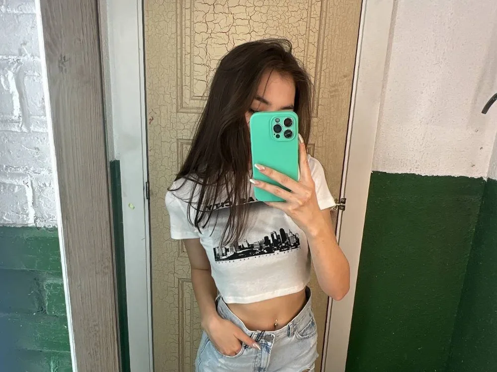 jose_lyn's Offline XXX Chat