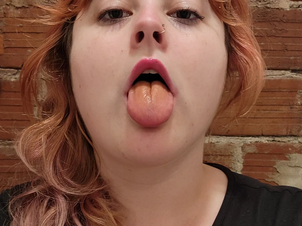 Fae_Rose's Offline Chat Room