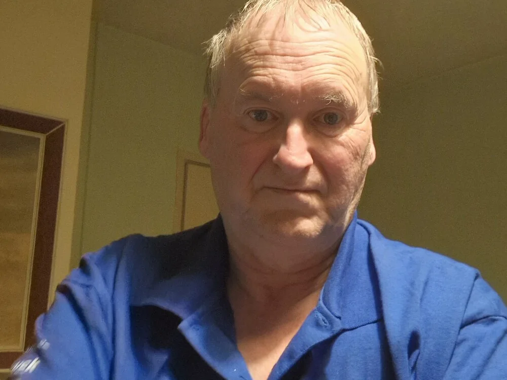 Planespotter1960's Offline XXX Chat