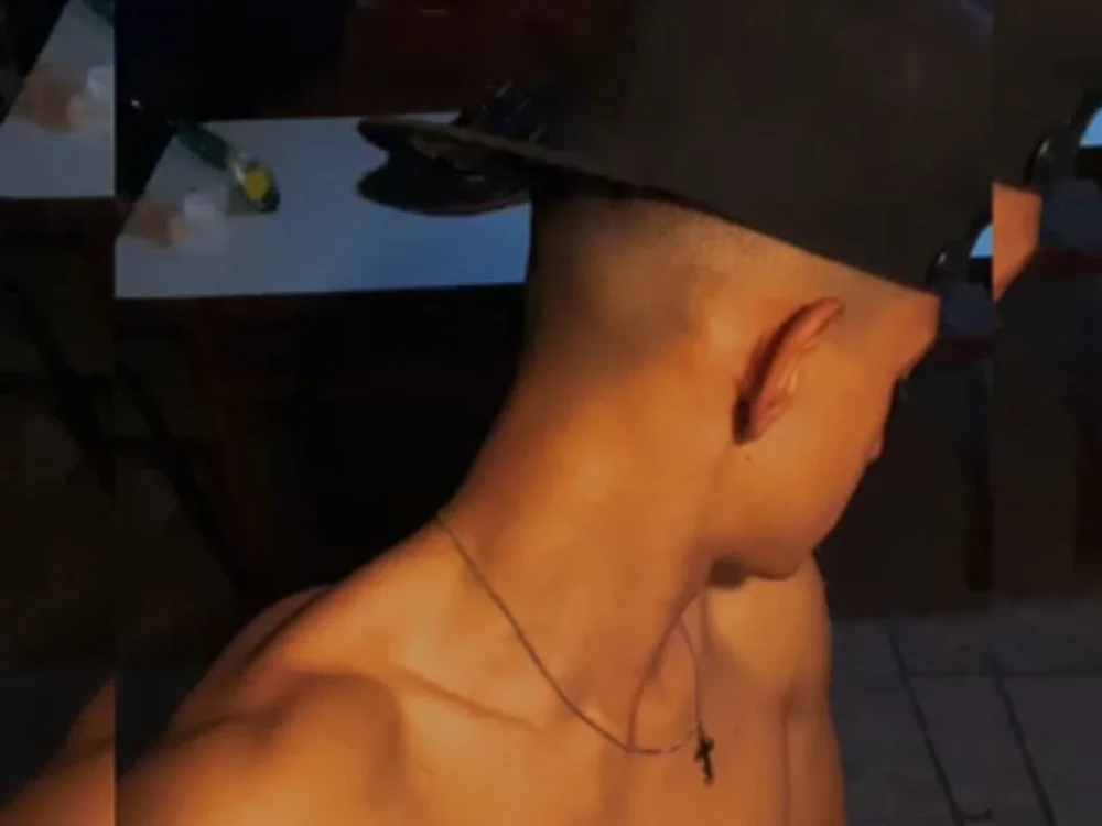 Wan212's Offline XXX Chat