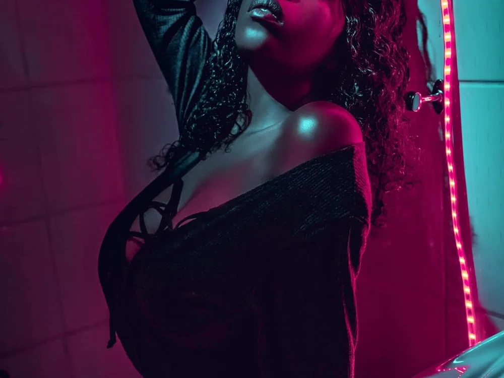 SexyGoddessG's Offline XXX Chat