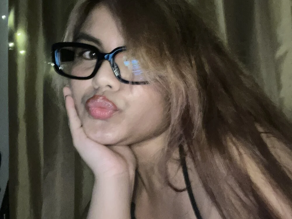 Aljycatx Offline XXX-Chat