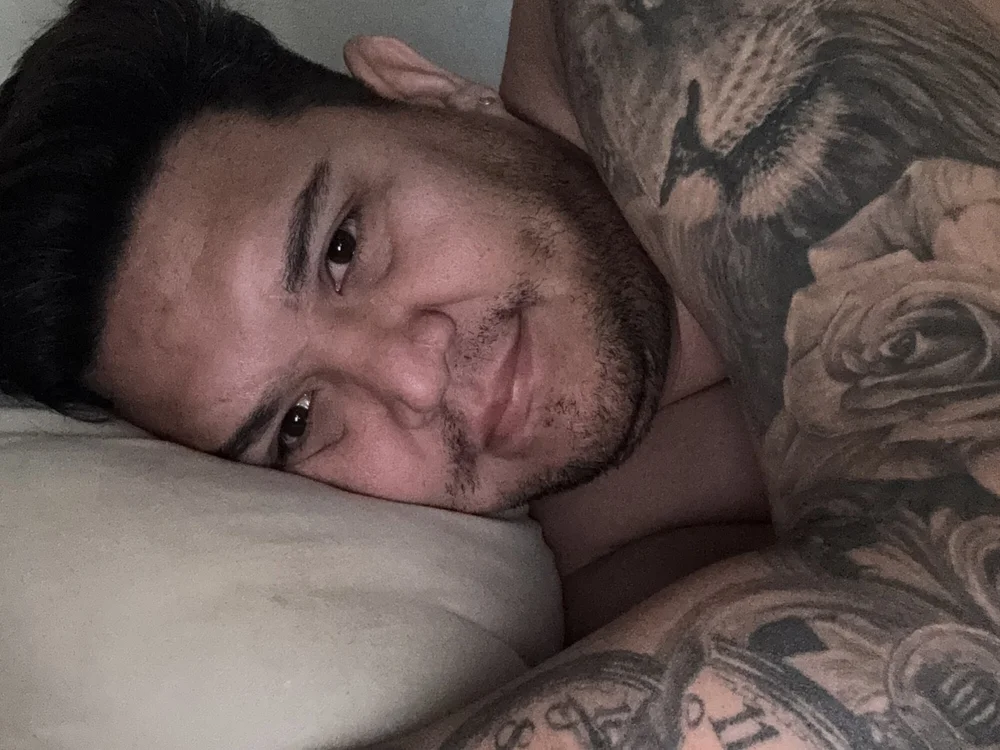 Rogerpere's Offline XXX Chat