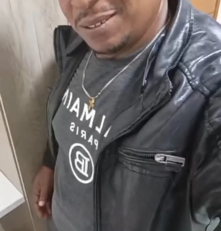 pretopunheteiro's Offline XXX Chat