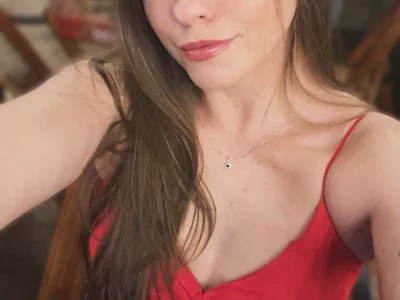 cuteface_bigass_ - swallow