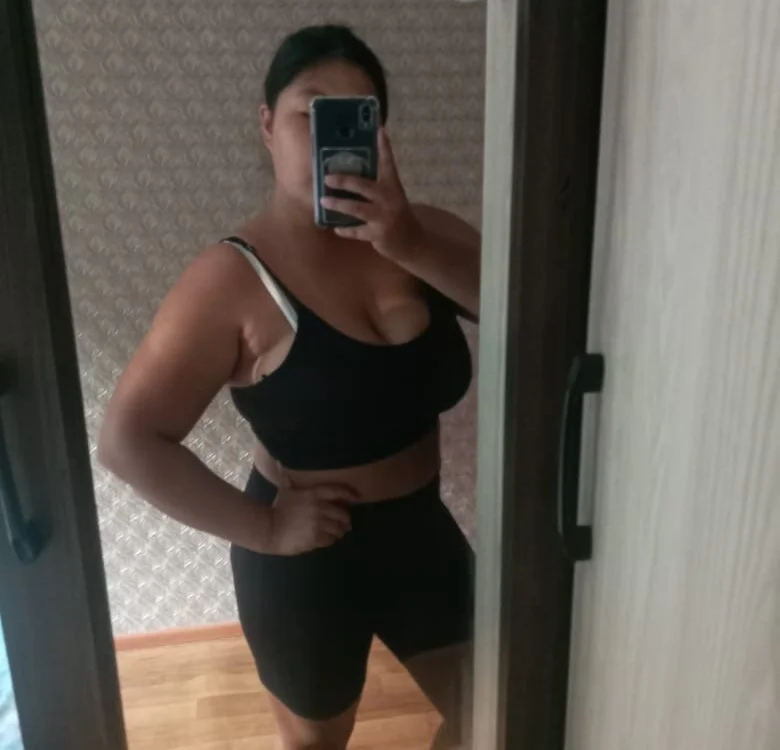 Betty_Monica offline chatrum