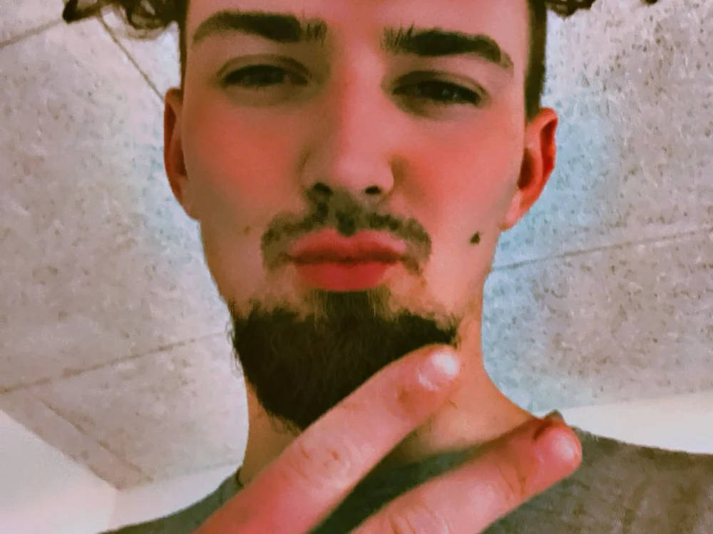 karol12124's Offline Chat Room