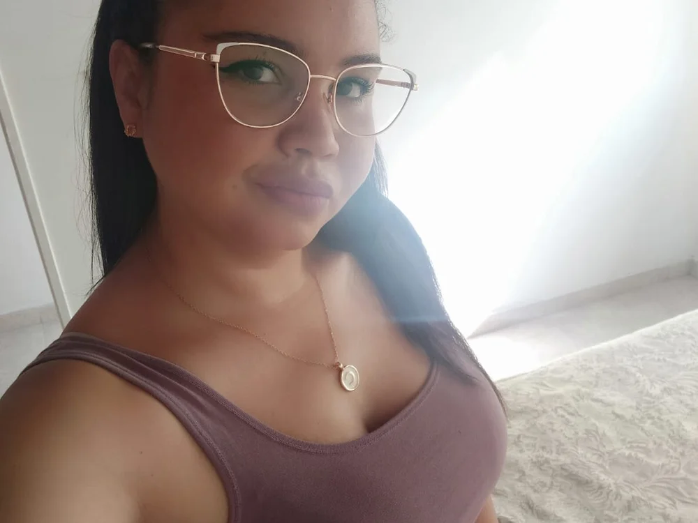 manuela_norton offline chatrum