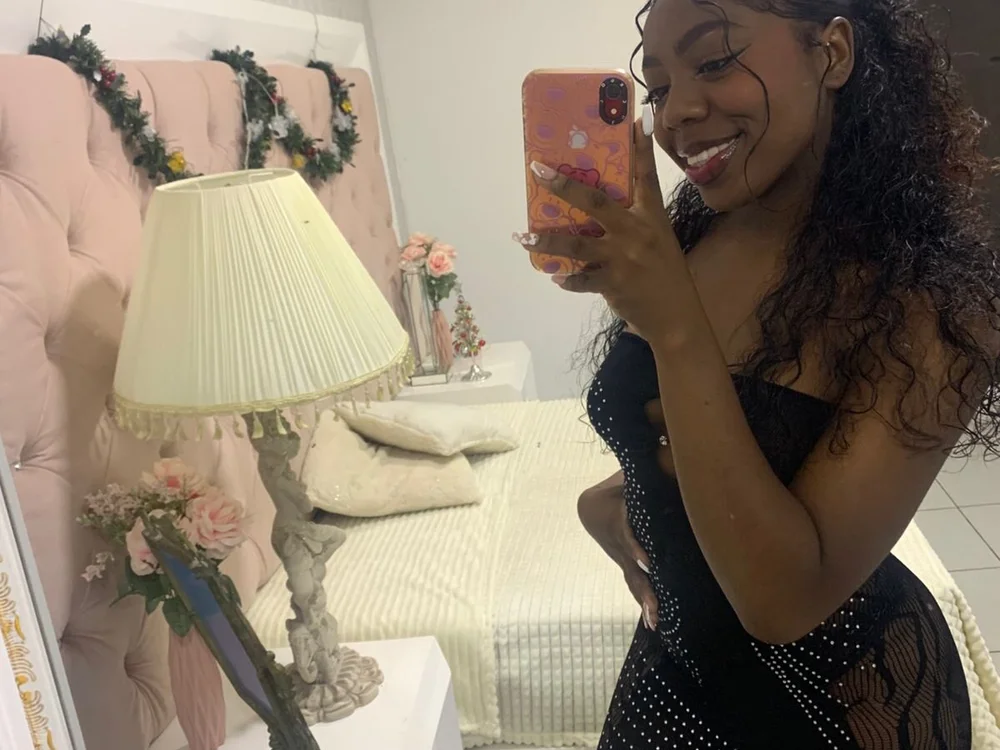 Lovely_candy18 offline chatrum