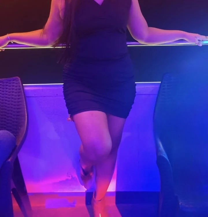 Sweett_Like_Candy's Offline Chat Room