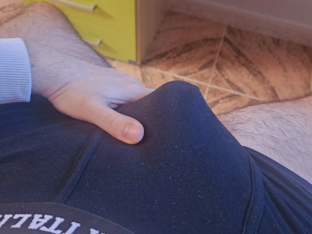 Bigdick-2002 Chat XXX offline