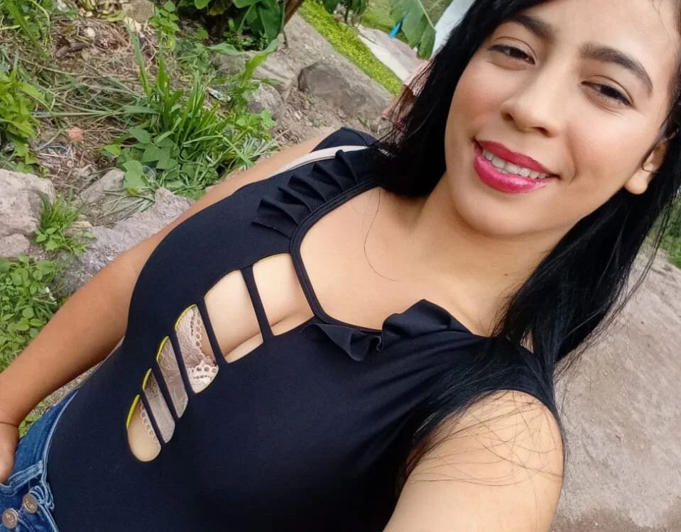 naomi_020's Offline XXX Chat