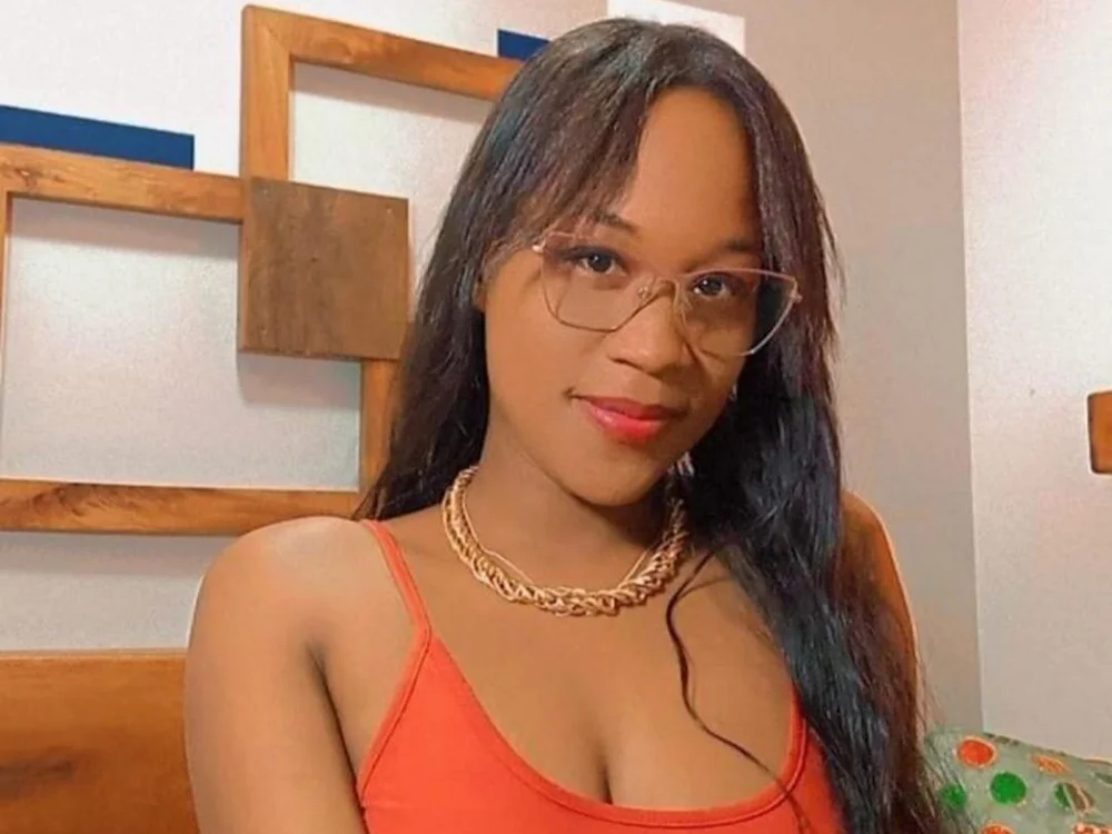 taniaa911's Offline Chat Room
