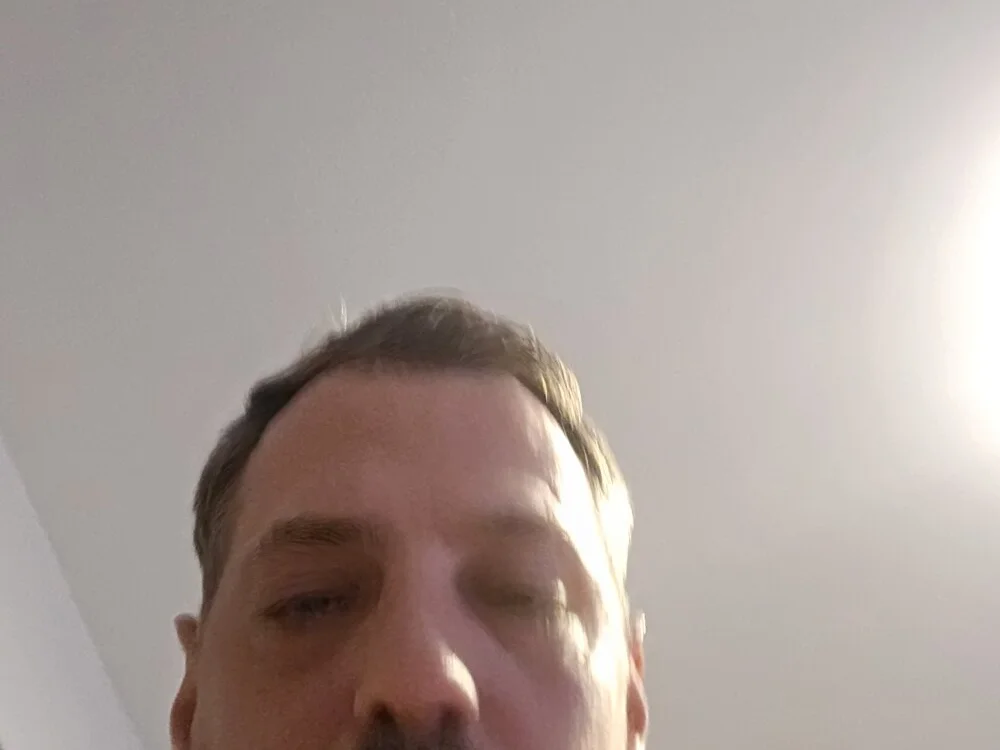 Aeddy0909 离线XXX聊天