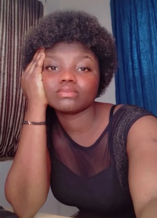 Miss_collada অফলাইন XXX চ্যাট