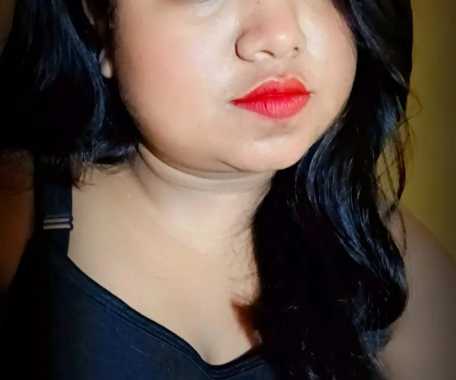 Hotty-Liza's Offline XXX Chat