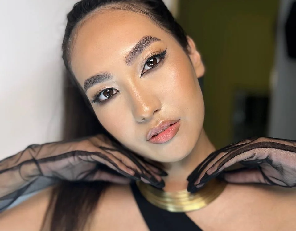 FlirtyAura Offline XXX-chat