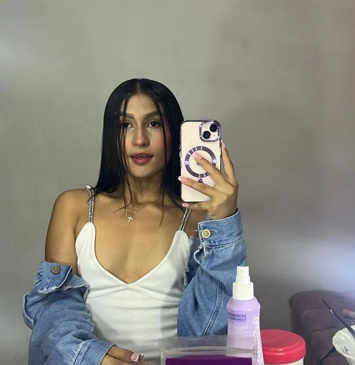 Little__sweet18 offline chatrum