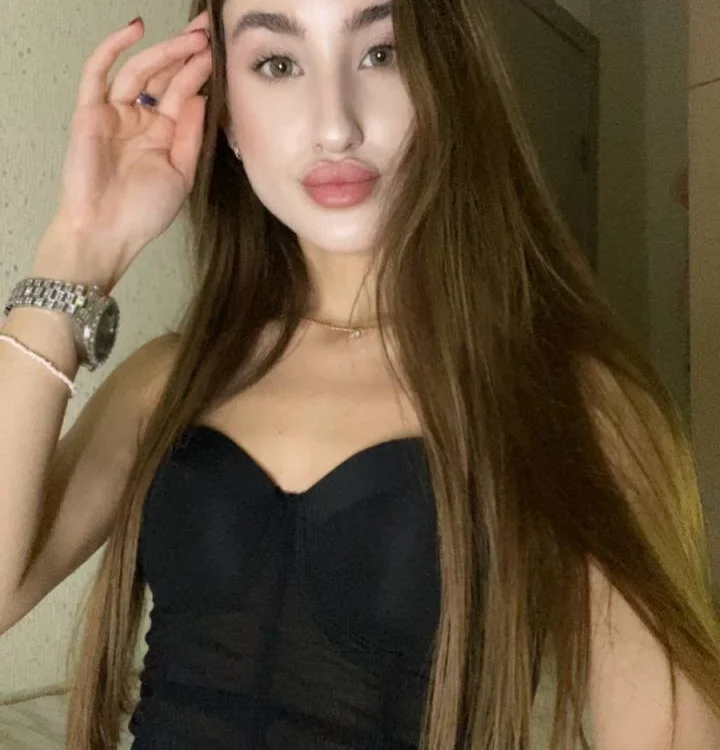 MadisonRen's Offline XXX Chat