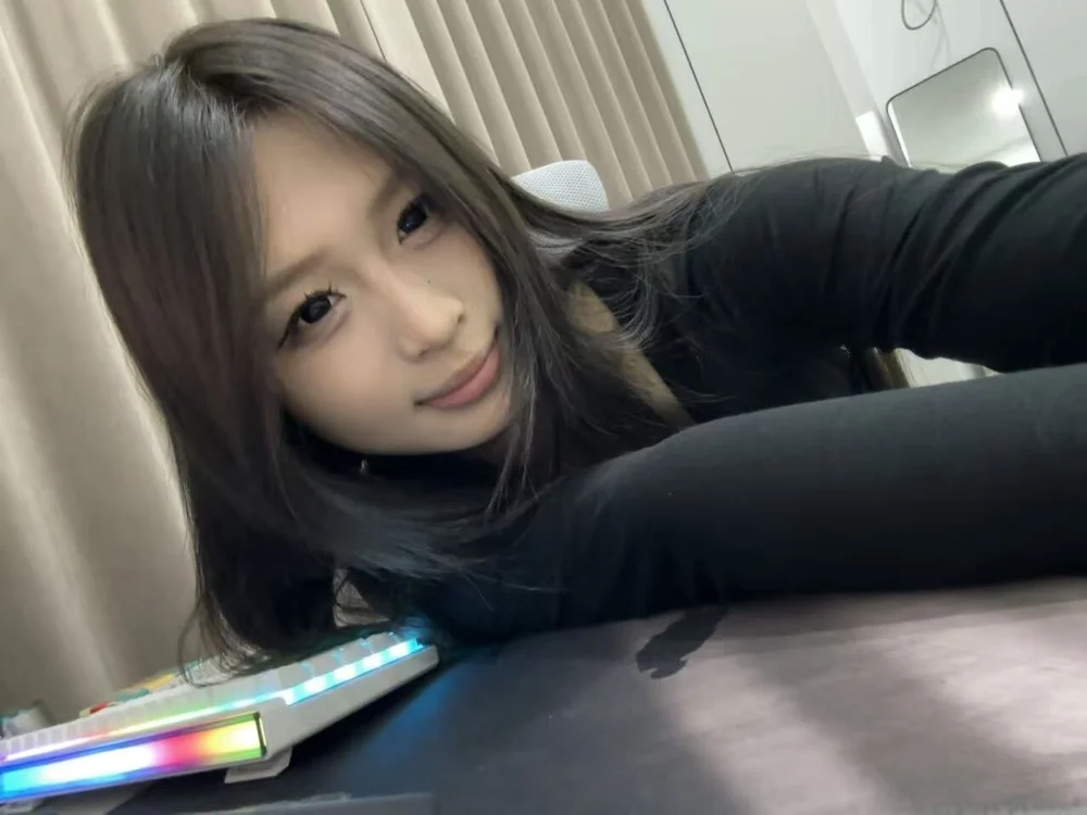 LV_999 Offline XXX-Chat