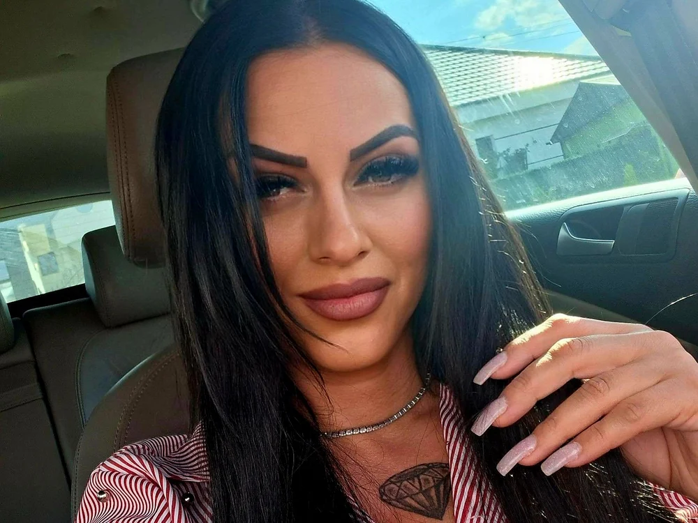 AvaKlein Offline XXX-Chat