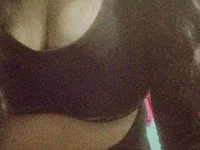 Fetish_Aiza's Offline Chat Room