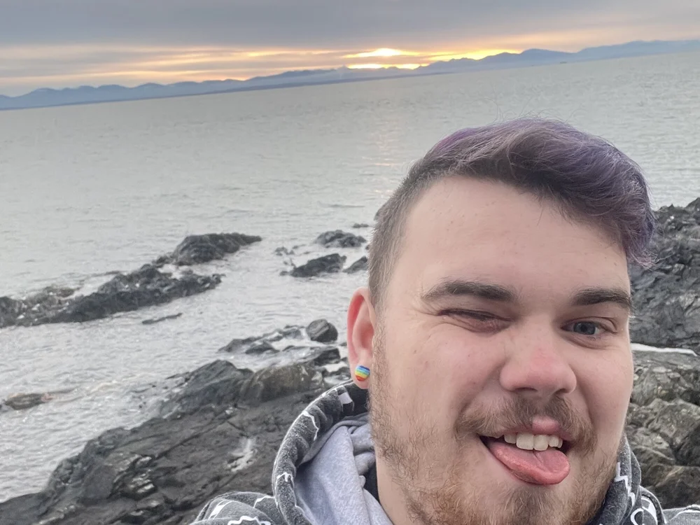 Neondragon545@xh's Offline Chat Room