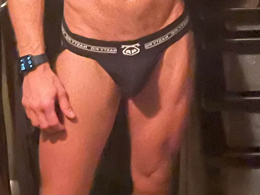 FitStacheDaddy 離線 XXX 聊天