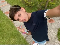 Model love_wallen