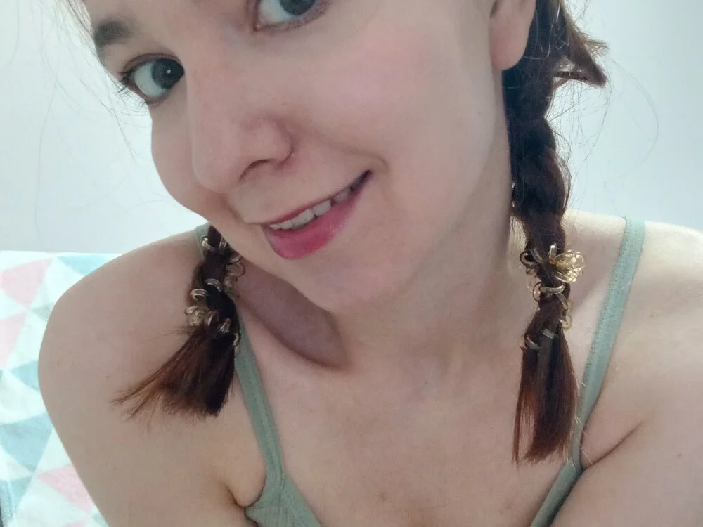 Chat +18 off-line de BrattyFoxyGirl