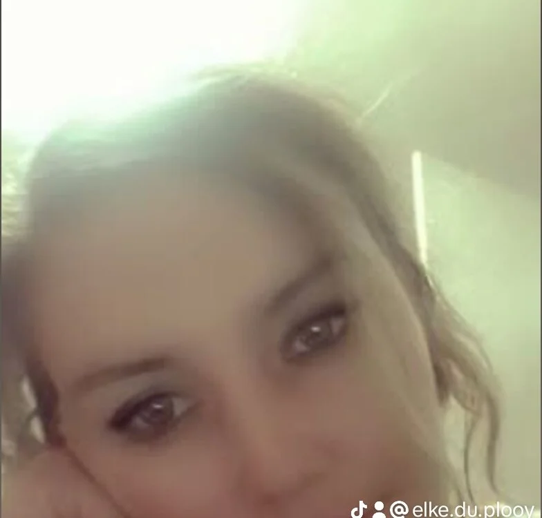 EksJouneMwah – Live XXX-chat