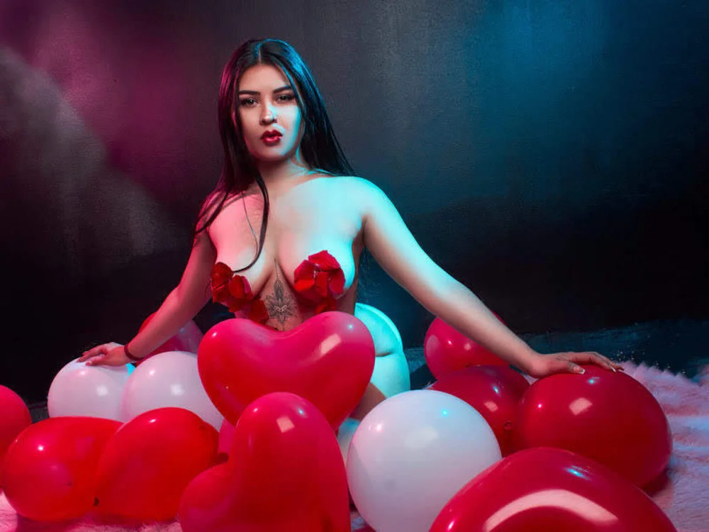 Lady_Mons' Offline Chat Room
