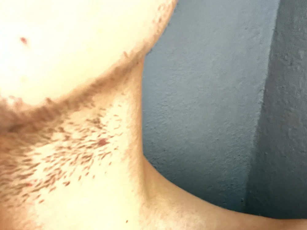 javi9522's Offline XXX Chat