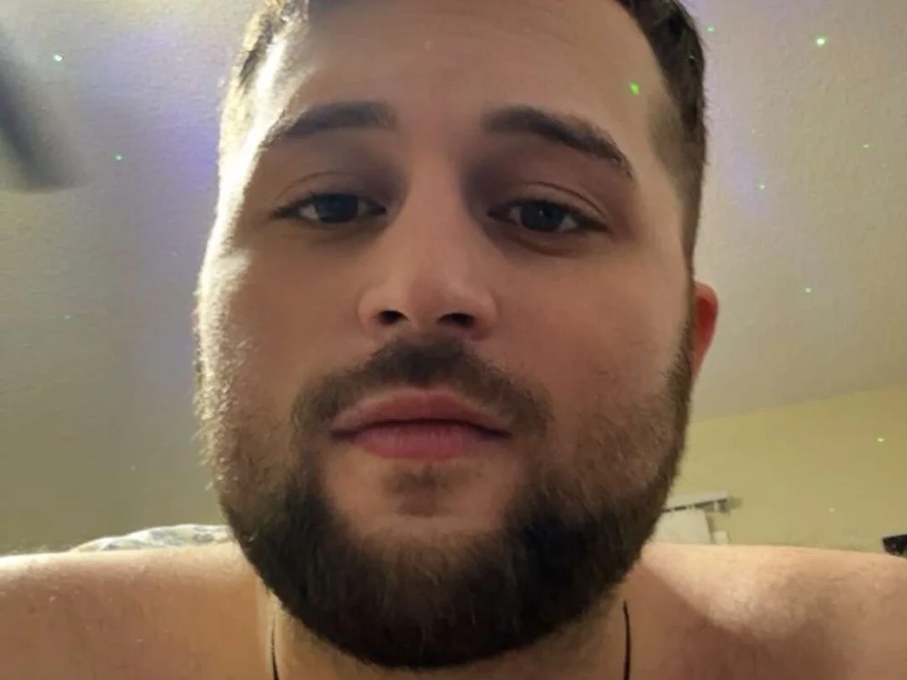 CubanAmerica's Offline Chat Room