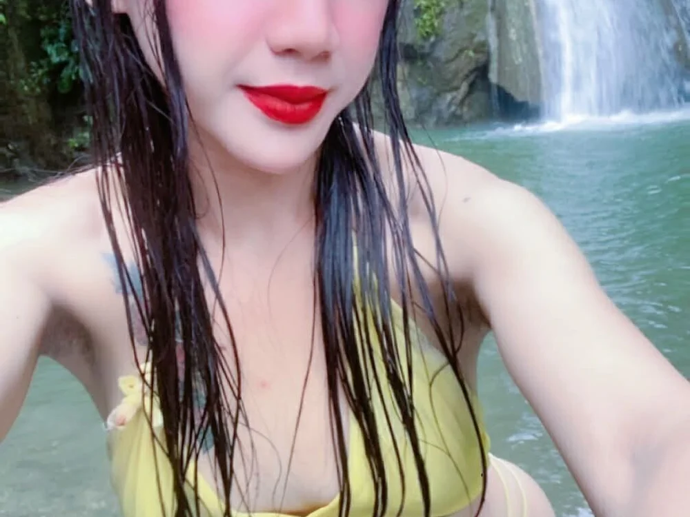 Urasianhardfuck28xxx's Offline XXX Chat