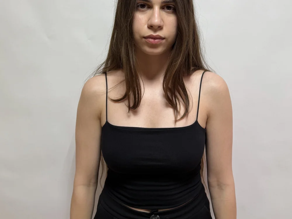 DevonaFears' Offline Chat Room