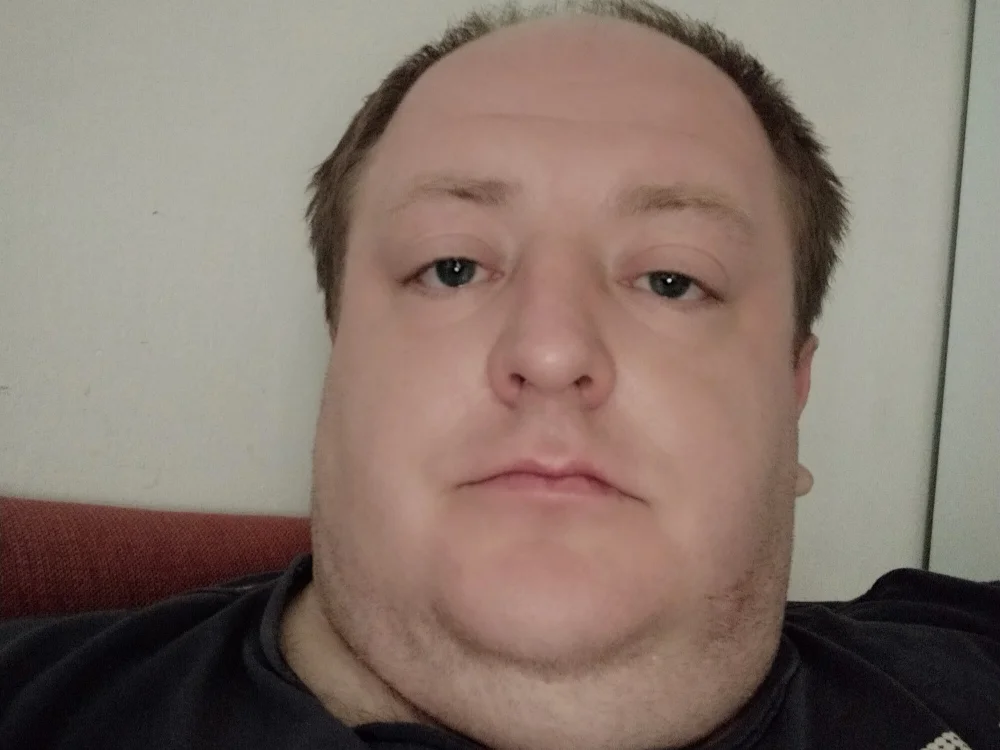 Zurnuy's Offline Chat Room