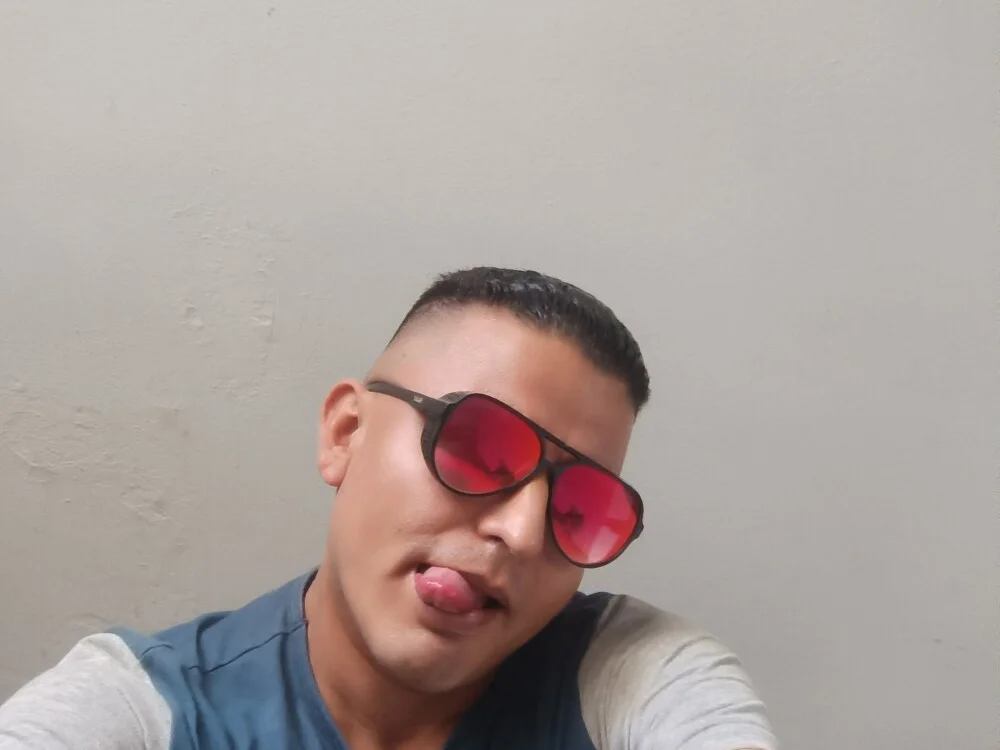 RaspingCorporal Offline XXX Chat