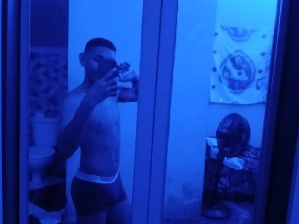 eudanielxxx: офлайн-секс-чат