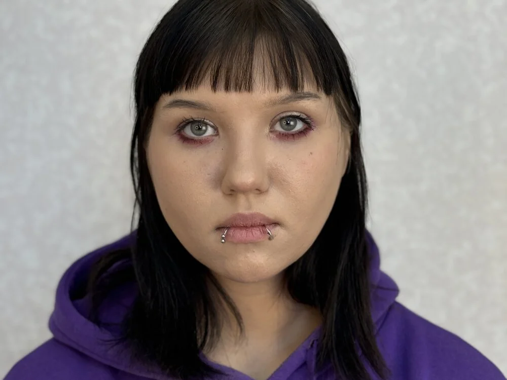 EasterGrantham's Offline XXX Chat