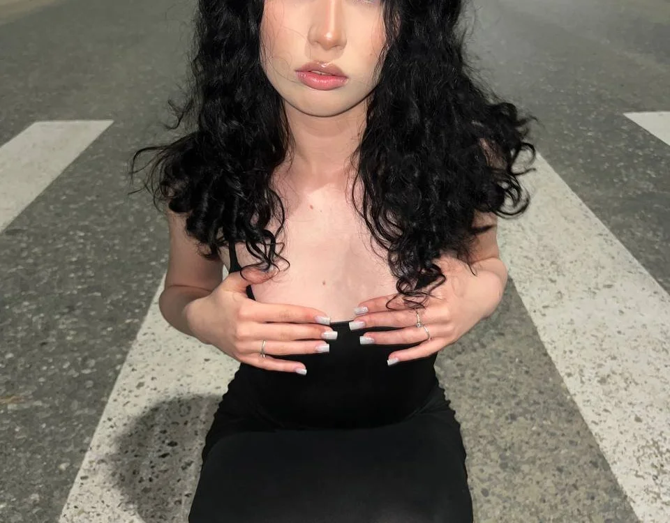 Offline XXX chat modela DeeannLaclair