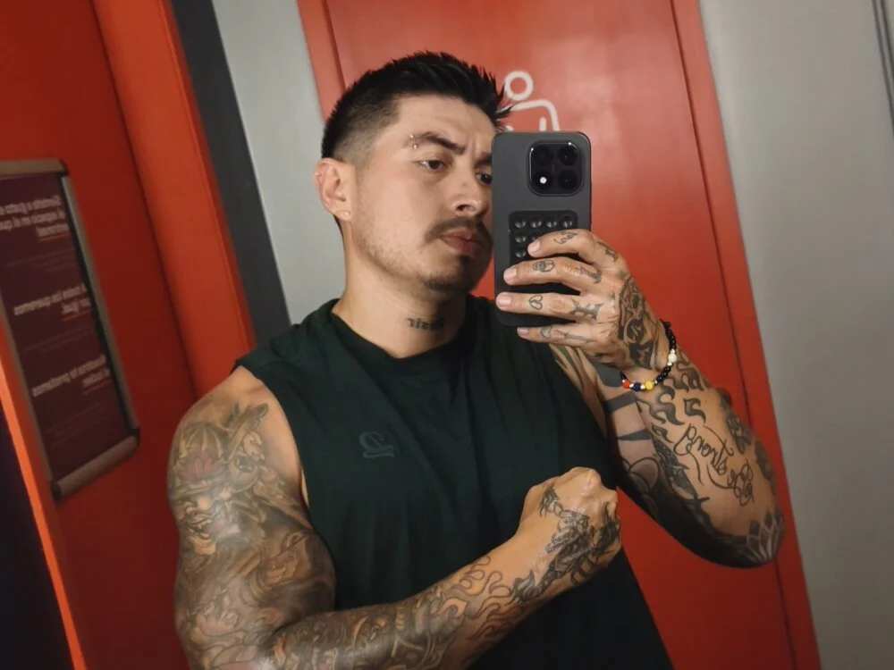 Офлайн-чат XXX black_dmon