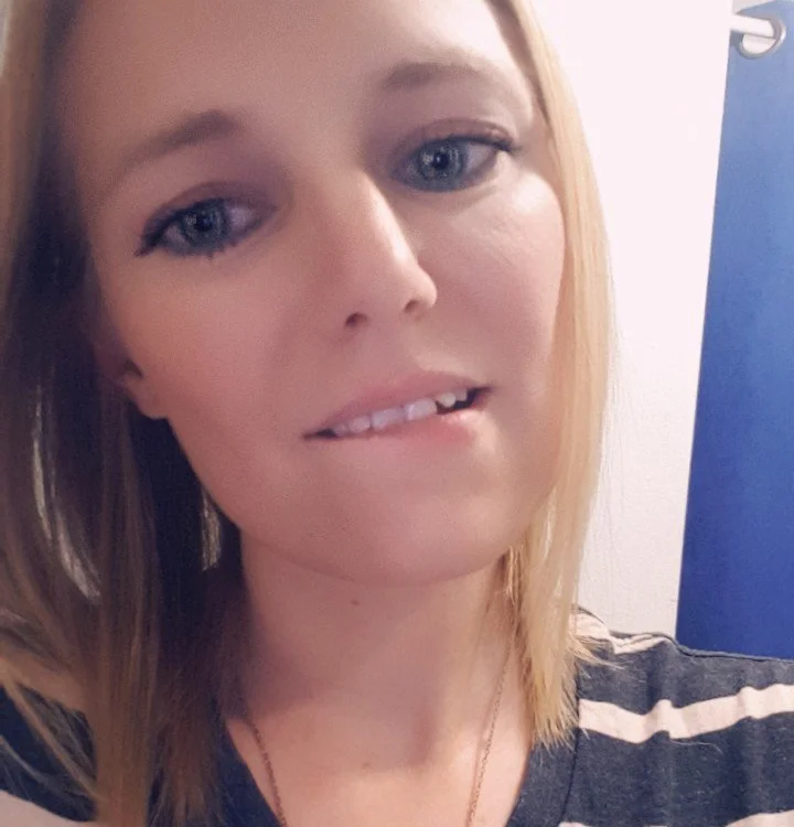 miss_innocent's Offline Chat Room