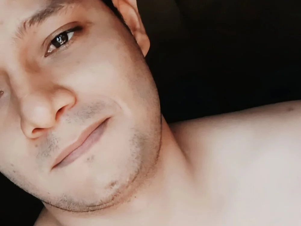 Hotbooy 离线XXX聊天