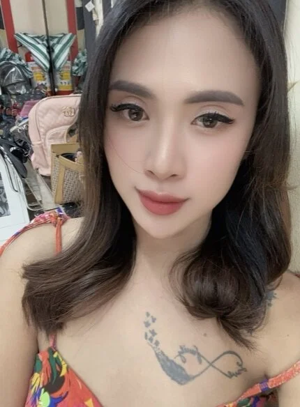 The_Stunning_stephanie 离线XXX聊天