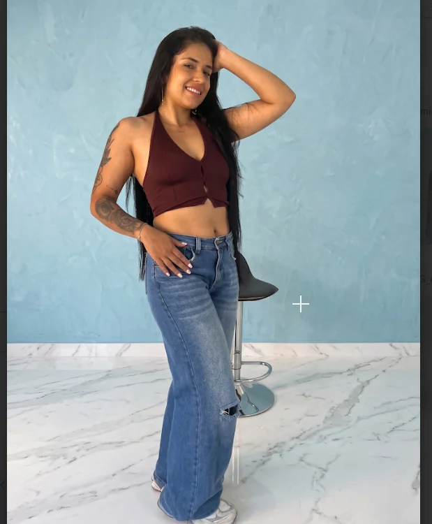 BellaFosterr's Offline Chat Room